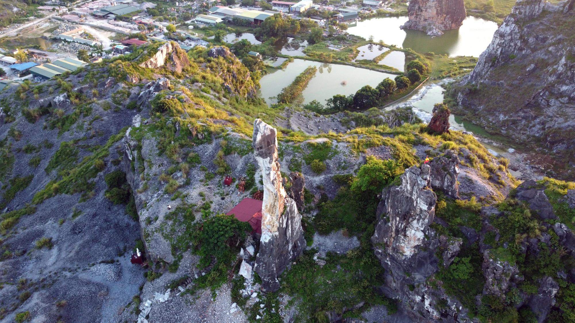 Hòn-vọng-phu-thanh-hoa-sat-lo-nghiem-trong-9.JPG