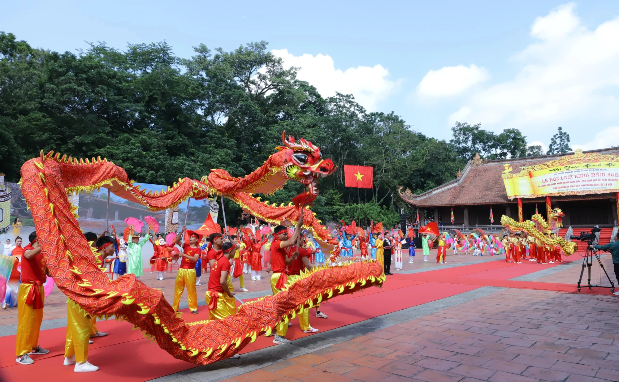 le-hoi-lam-kinh-tho-xuan-thanh-hoa-le-loi-16-8647-6327.jpg