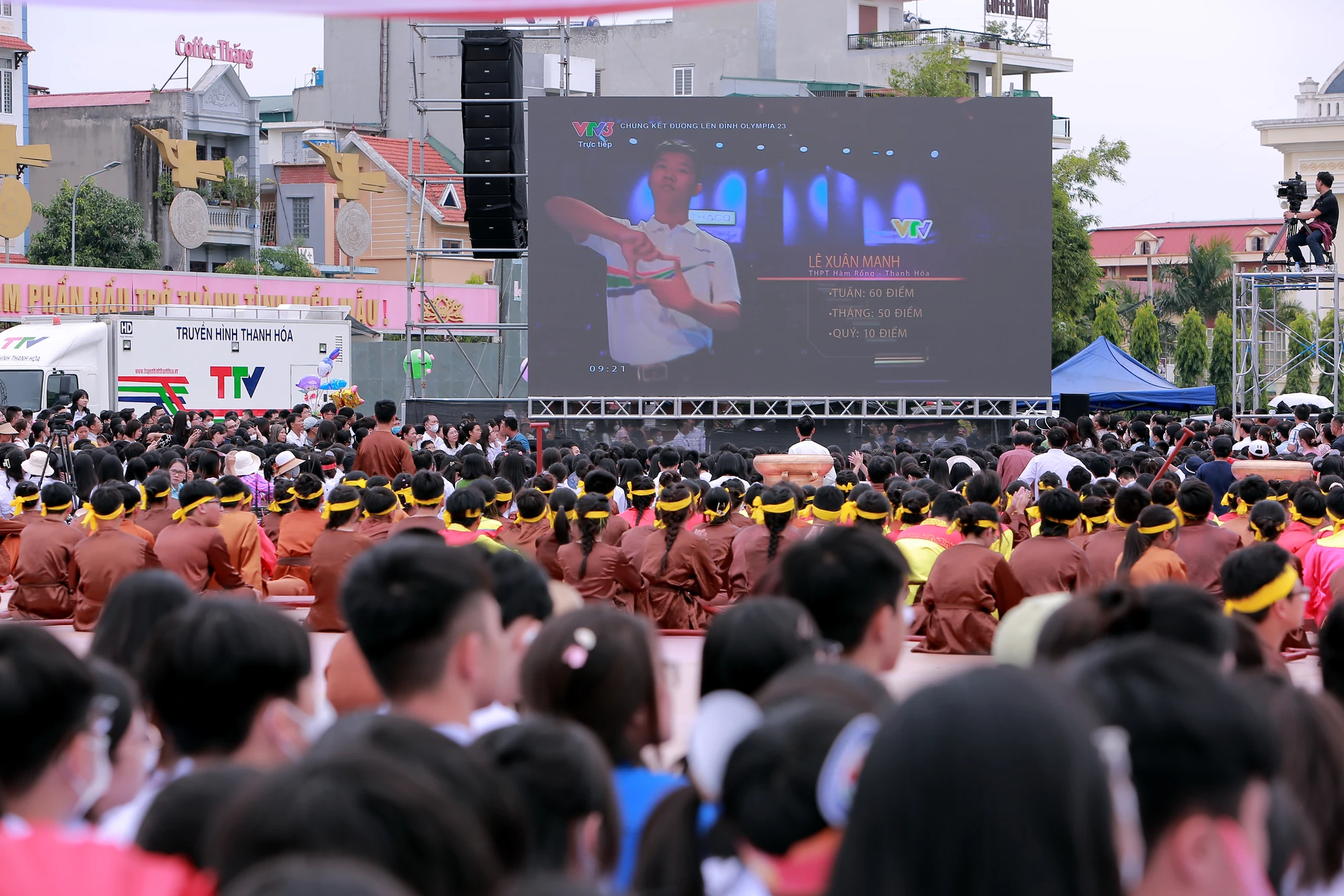 Chung-ket-olympia-diem-cau-thanh-hoa-2.JPG