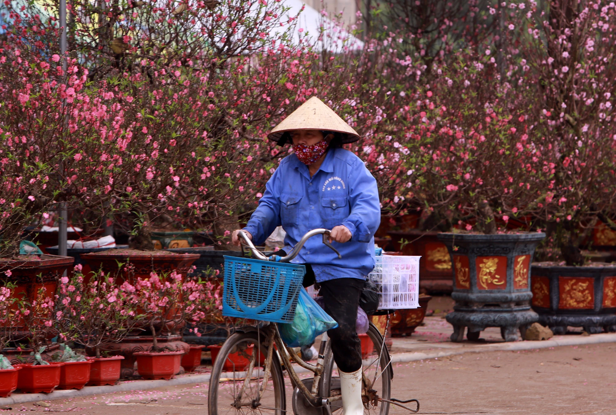 Những phận người mưu sinh ngày cận Tết-14.JPG