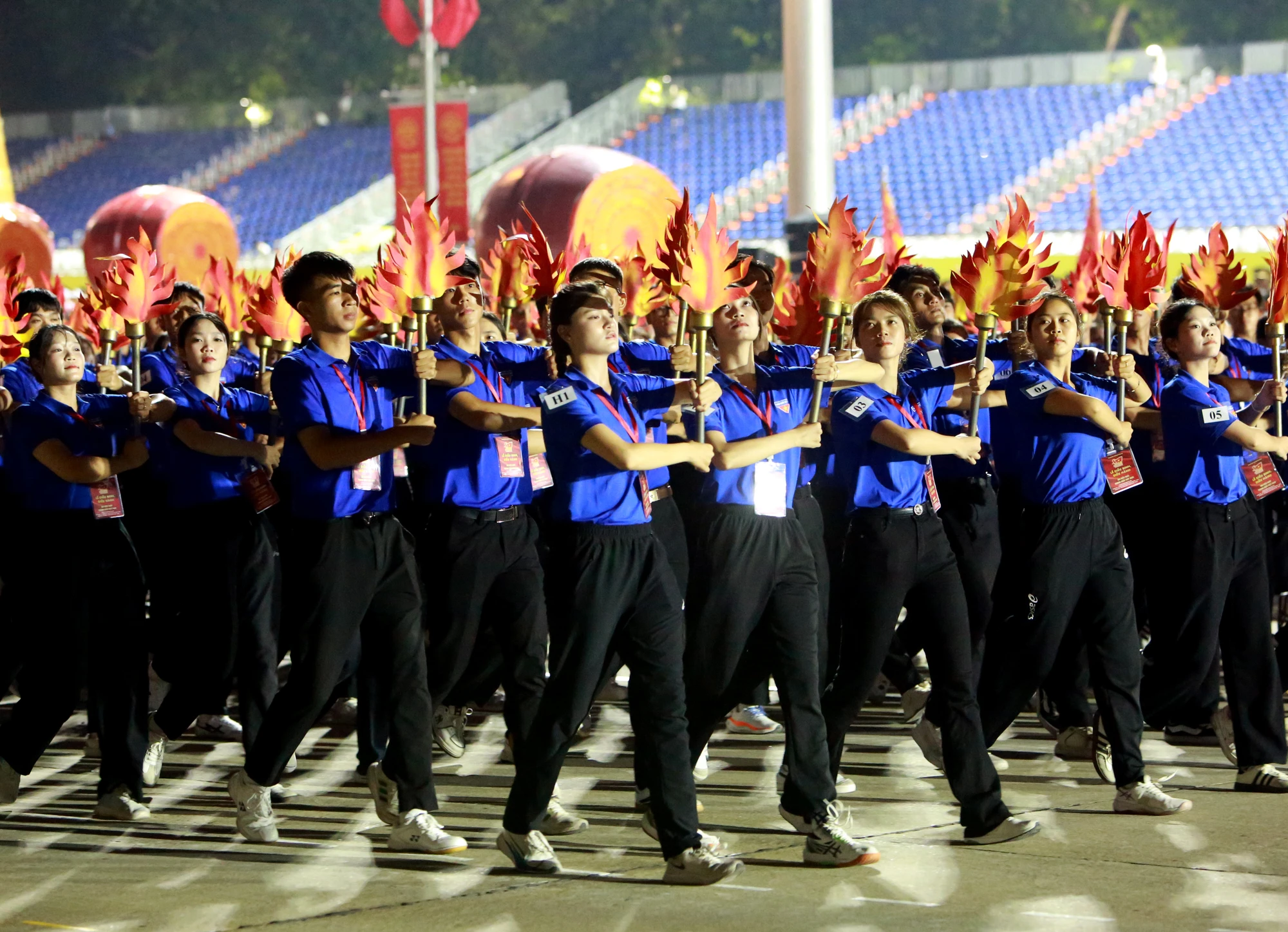 diễu hành A80 - 1.jpg