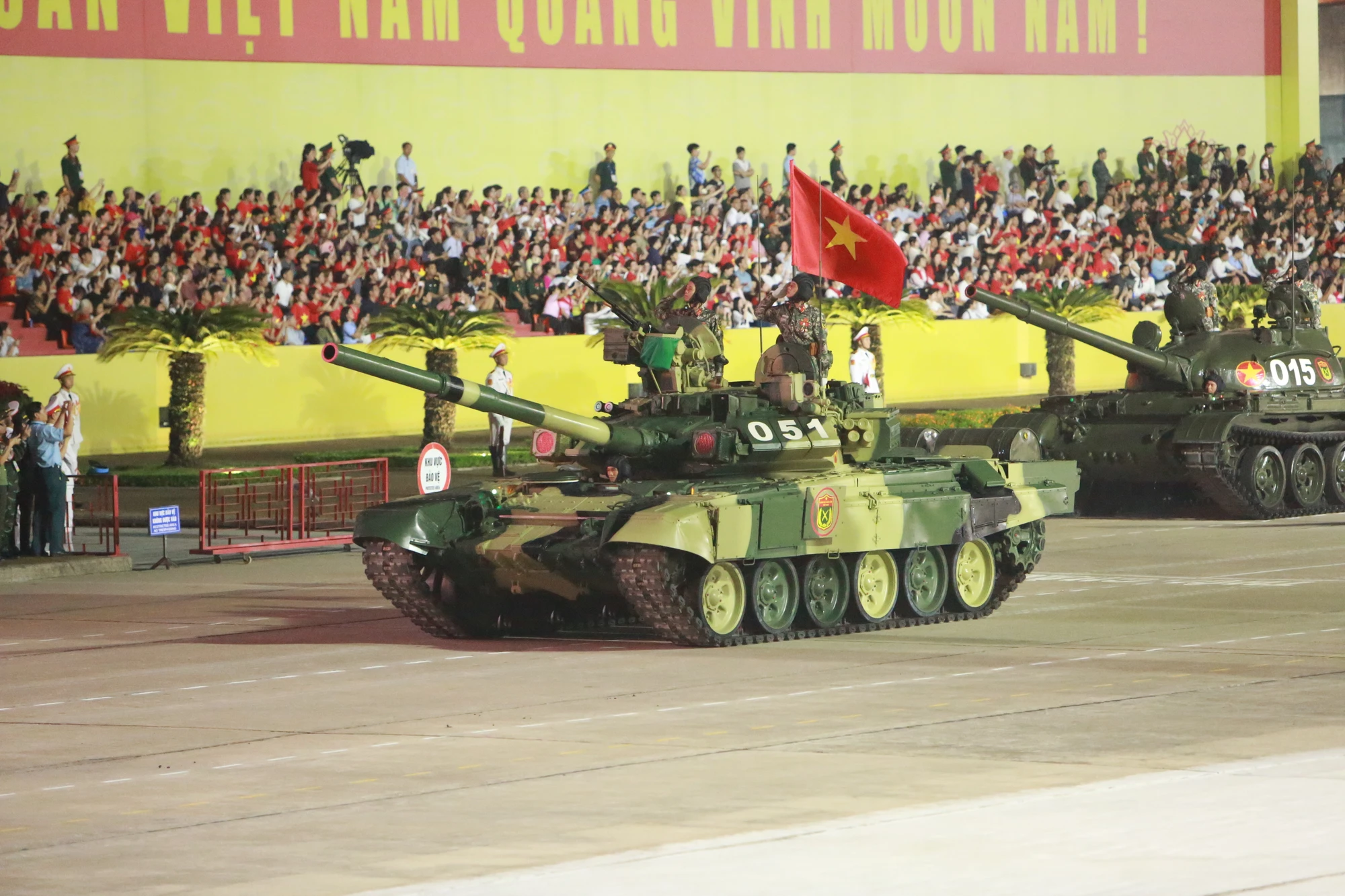 1U1B1064.JPG