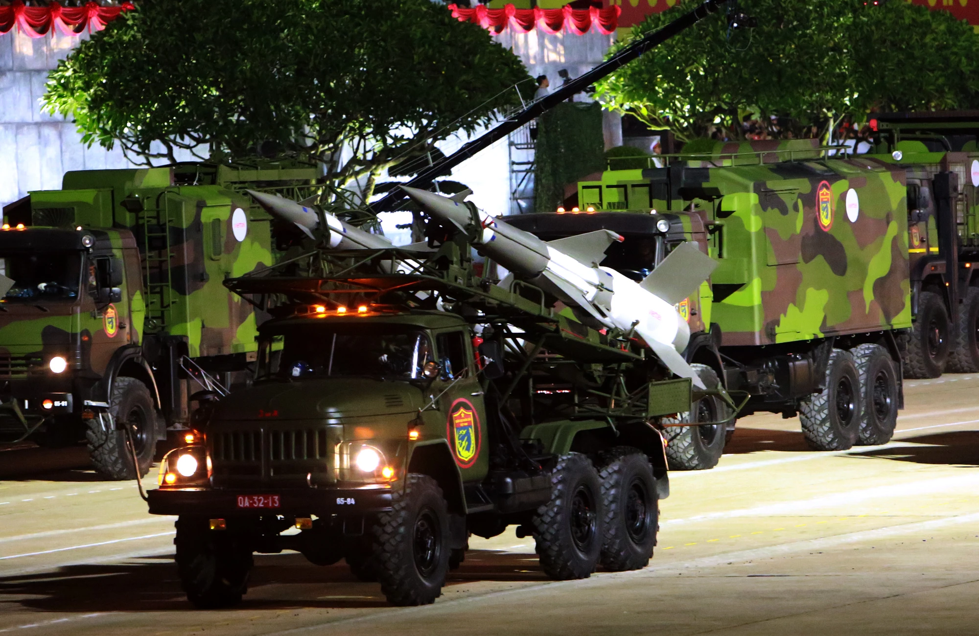 Dàn vũ khí “siêu khủng” trong buổisơ duyệt cấp nhà nước diễu binh, diễu hành A80 -10.JPG