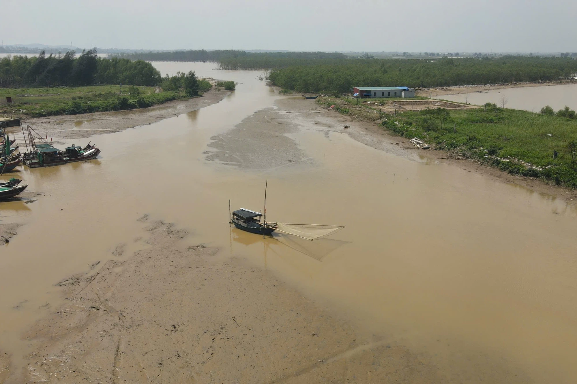 cảng cá thanh hóa.jpg