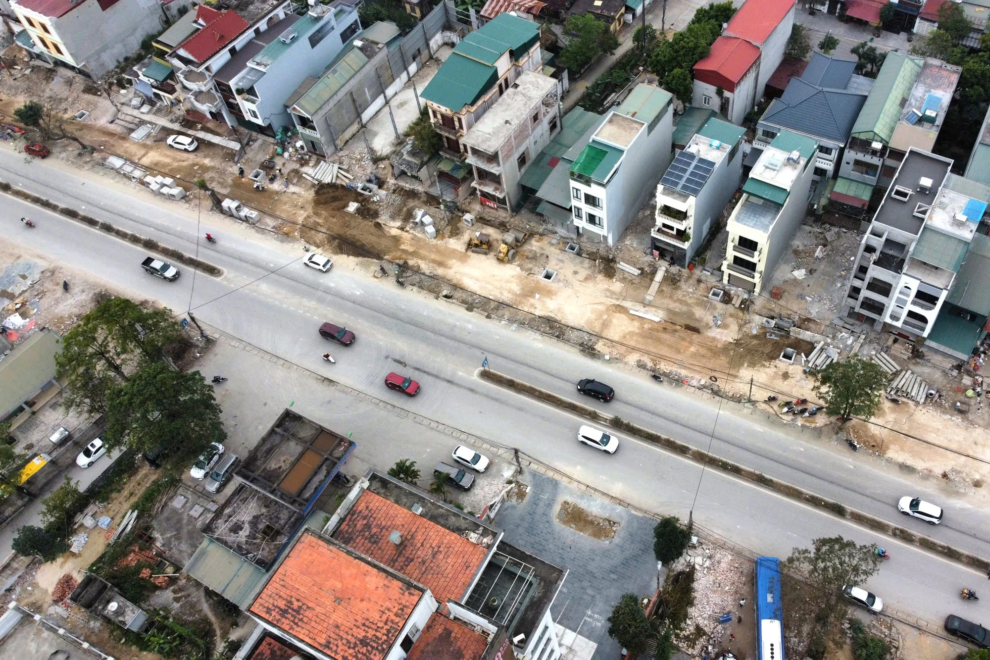 Phá dỡ hàng loạt nhà cao tầng trên đại lộ hơn 1.000 tỉ đồng ở Thanh Hóa-7.jpg