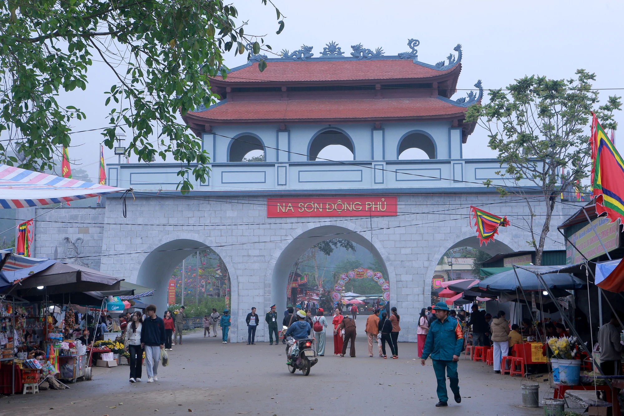 Phủ Na-Thanh Hóa 6.jpg