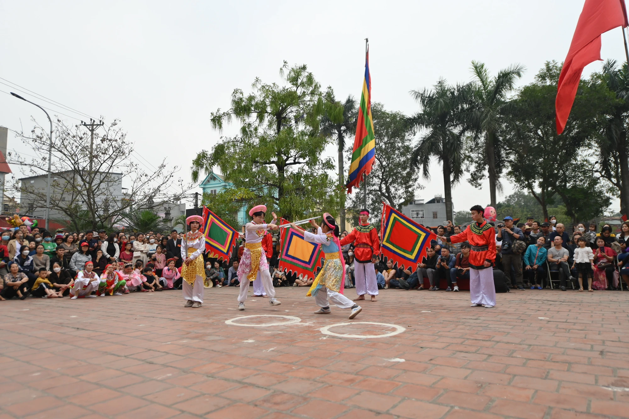 Lễ hội 'kén rể' niên đại ngàn năm đất Kinh kỳ ảnh 7 Lễ hội 'kén rể' niên đại ngàn năm đất Kinh kỳ ảnh 7