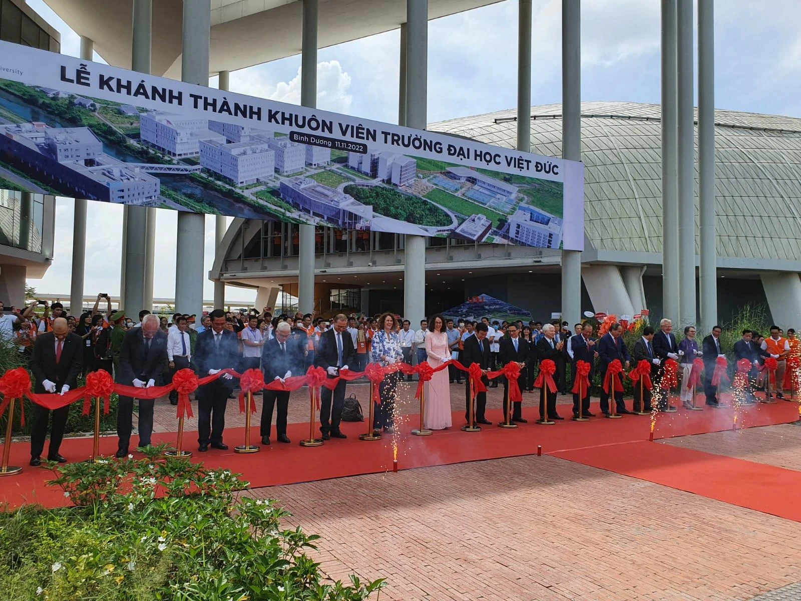 Lễ khánh thành khuôn viên Trường Đại học Việt Đức vào ngày 11-11-2022. Ảnh: Tổng lãnh sự quán Đức tại TP.HCM Lễ khánh thành khuôn viên Trường Đại học Việt Đức vào ngày 11-11-2022. Ảnh: Tổng lãnh sự quán Đức tại TP.HCM