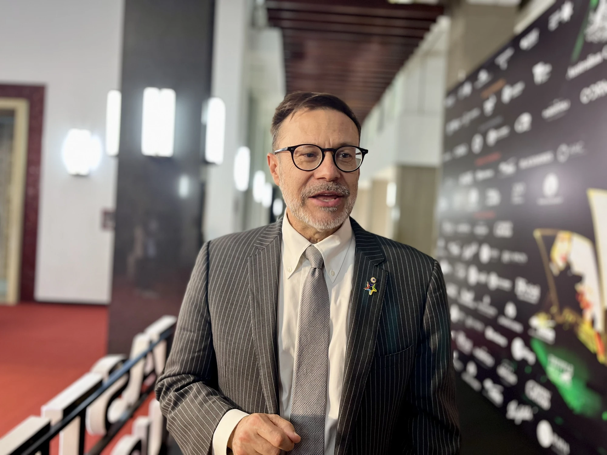 Đại sứ Úc Andrew Goledzinowski Đại sứ Úc Andrew Goledzinowski