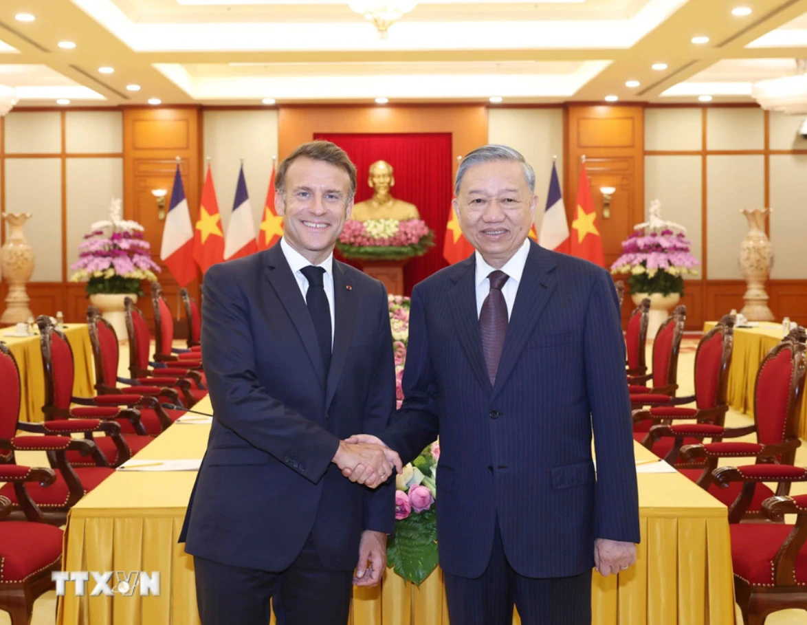 quan-he-viet-nam-phap.png