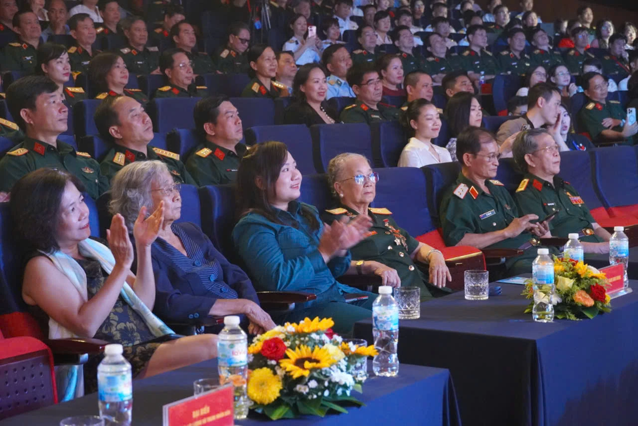 Bài ca thống nhất 5.jpg