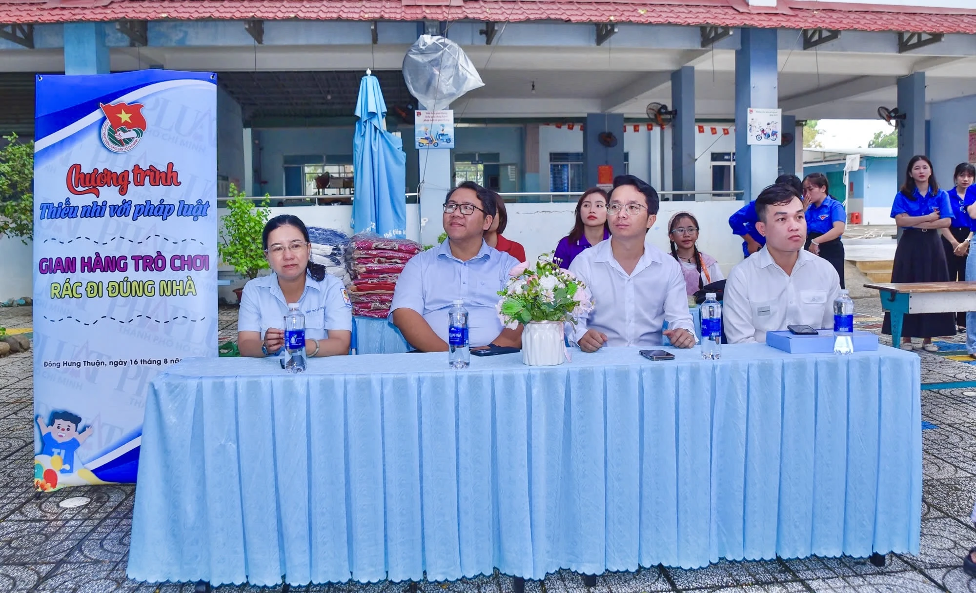 thiếu nhi với pháp luật (1).jpg