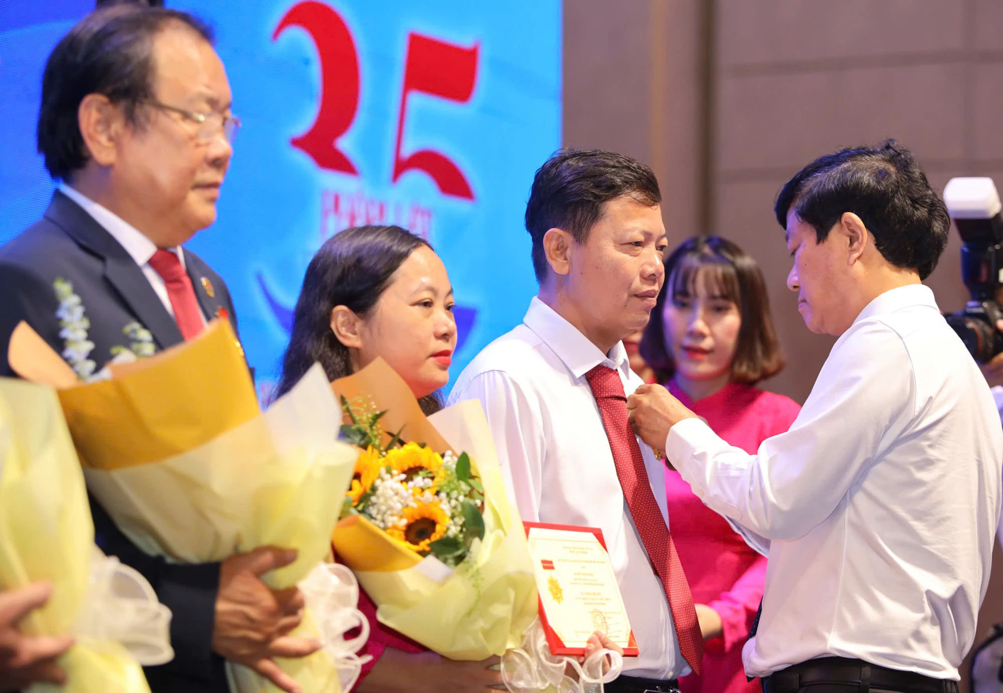 Pháp Luật TP.HCM.jpg