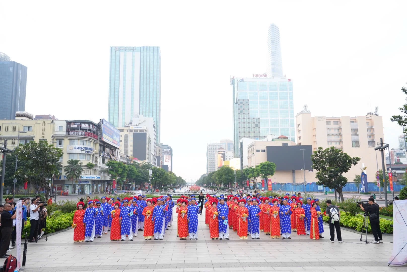 Lễ cưới tập thể (4).jpg