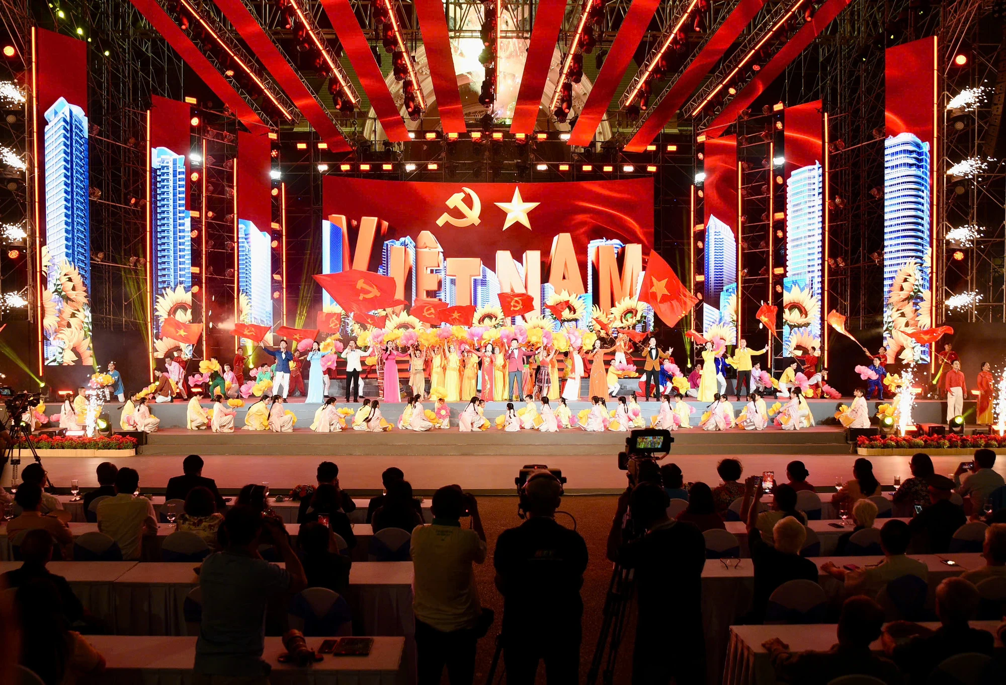 chương trình nghệ thuật (2).jpg