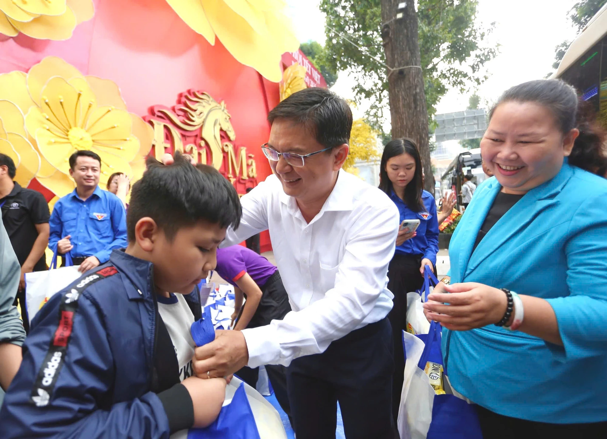 chuyến xe (1).jpg