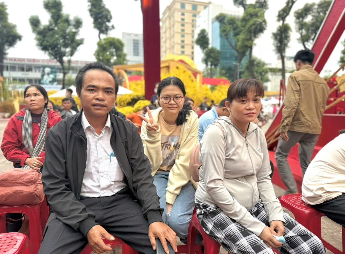 chuyến xe (2).jpg