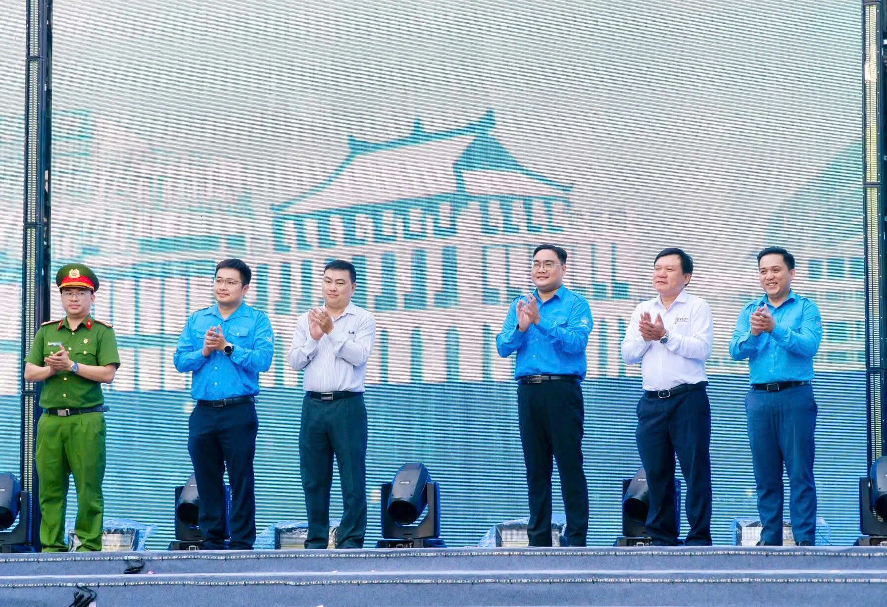 cuộc thi ảnh (55).jpg