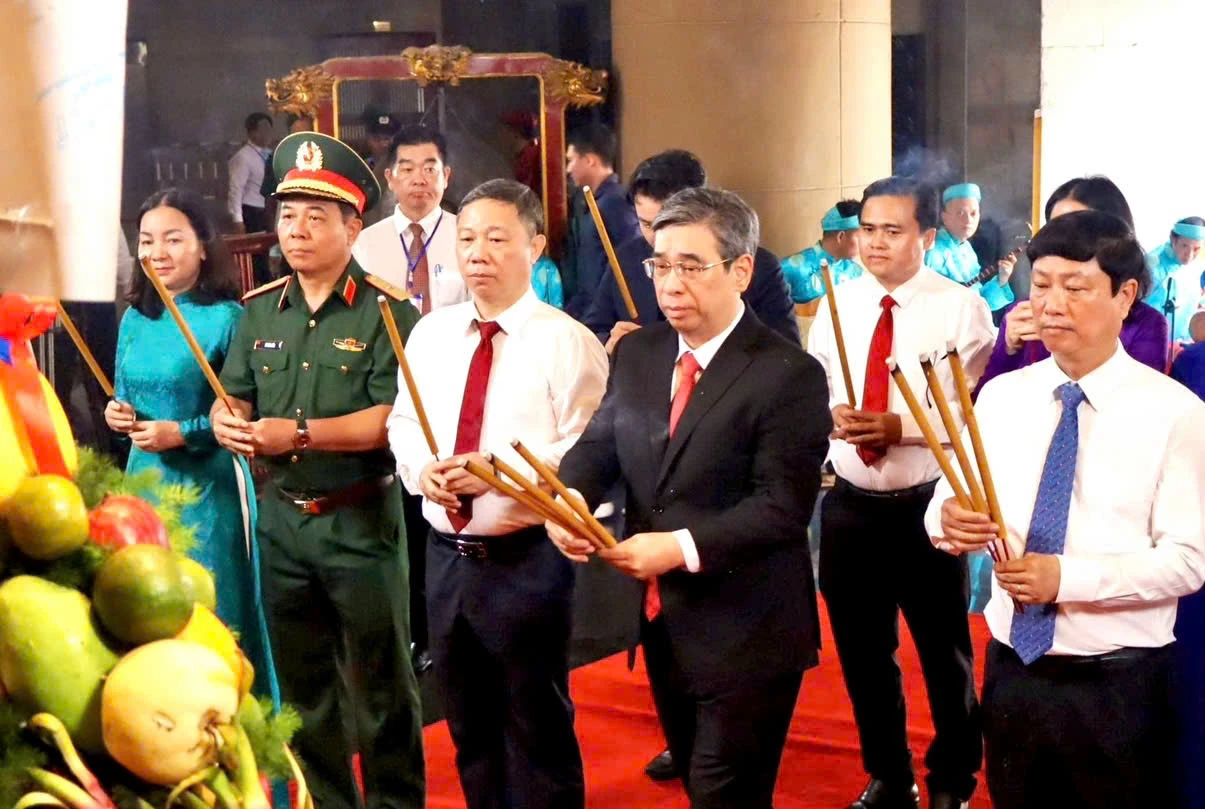 TP.HCM: Trang trọng lễ Giỗ Tổ Hùng Vương 