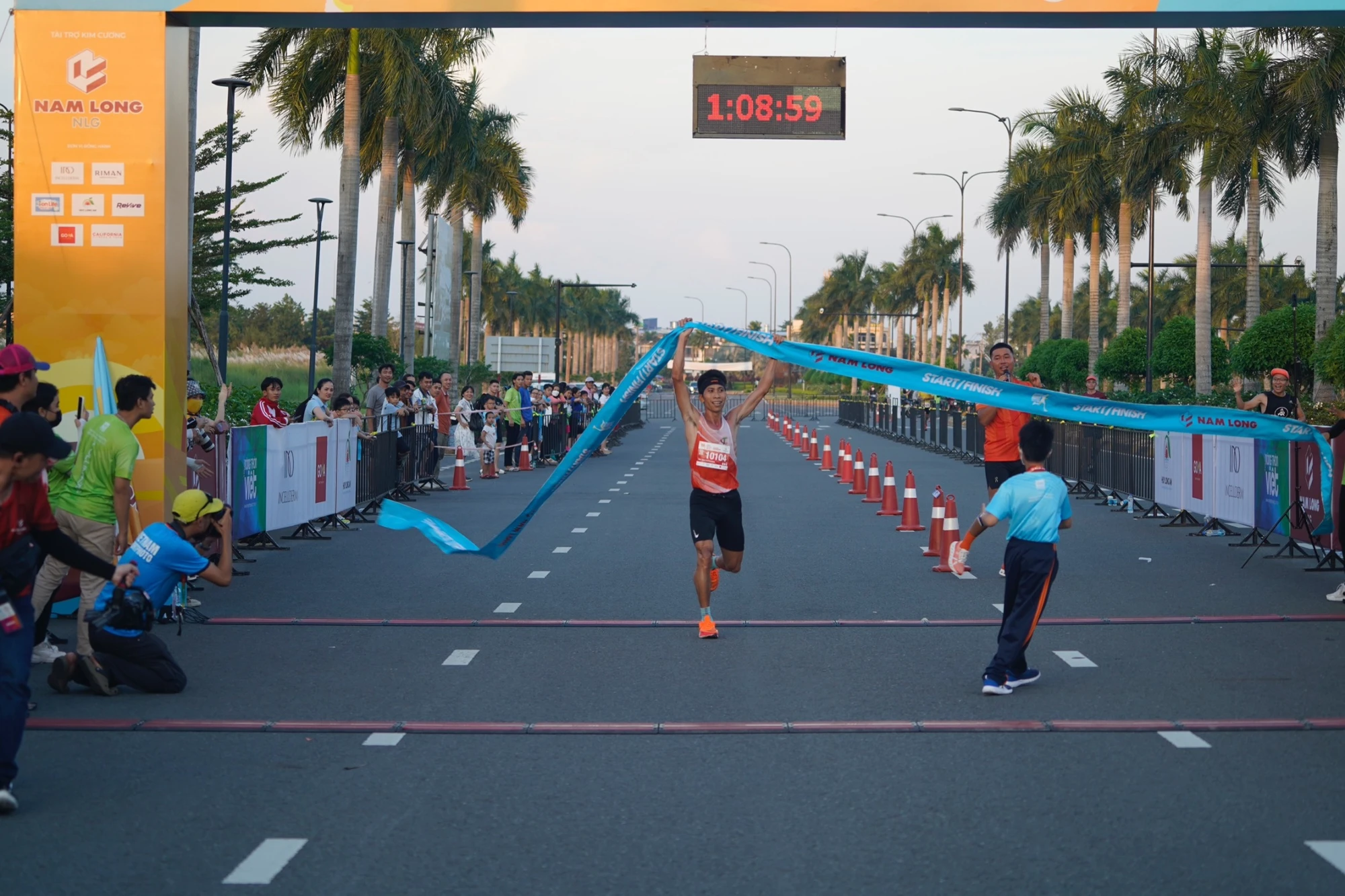 Marathon 19.jpg