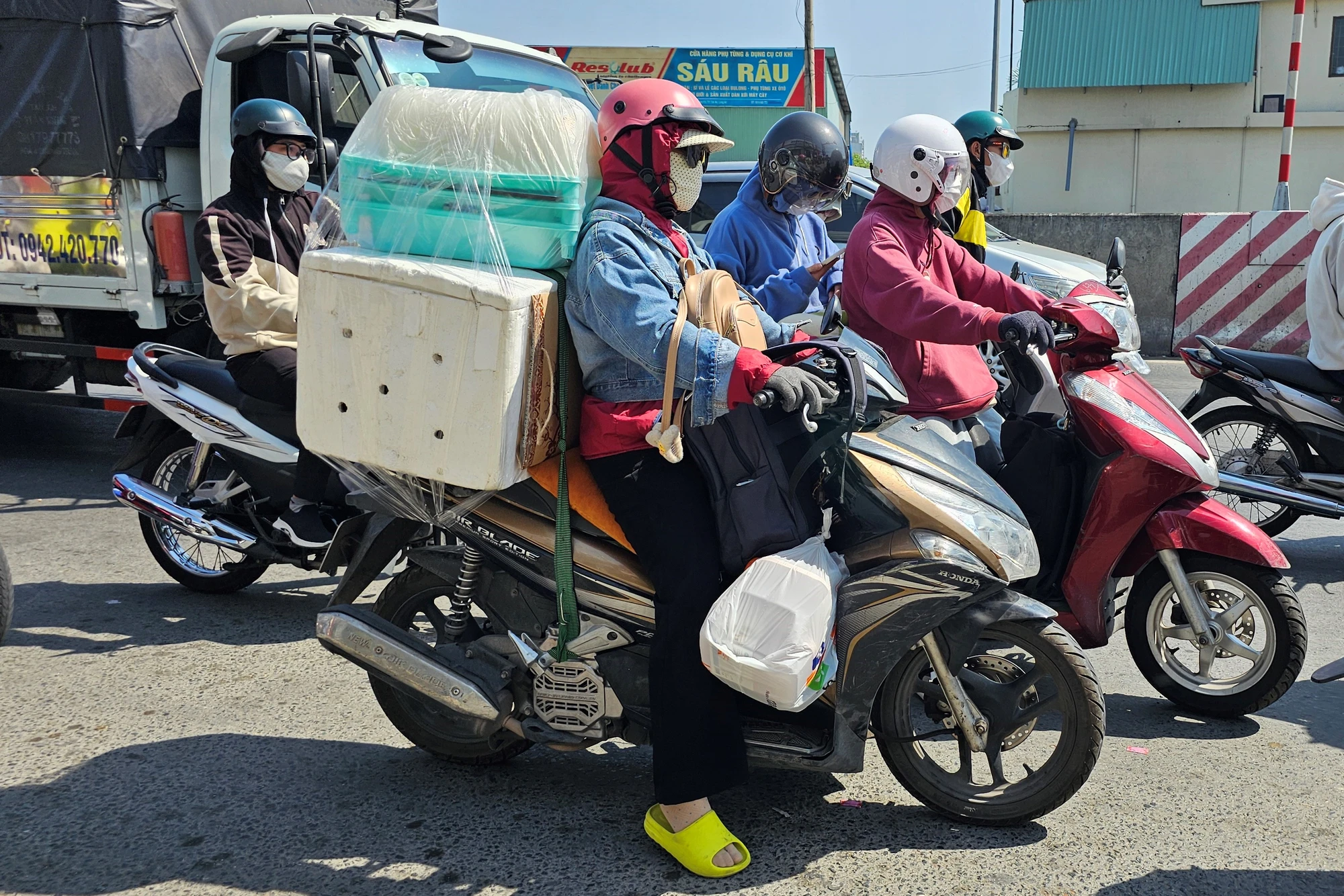tet-duong-lich-6-9876.jpg