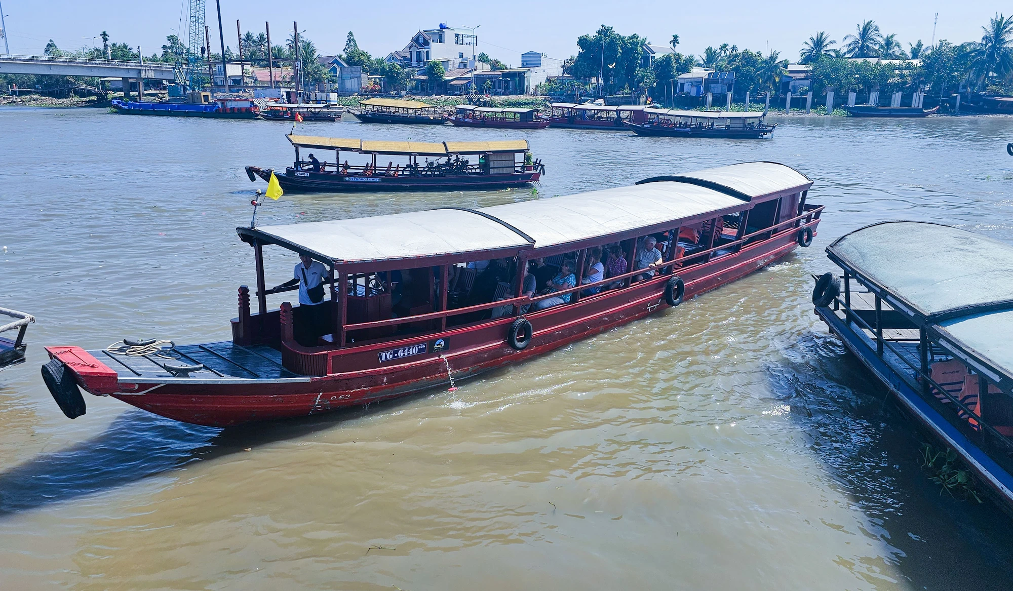 du khách quốc tế (15).jpg