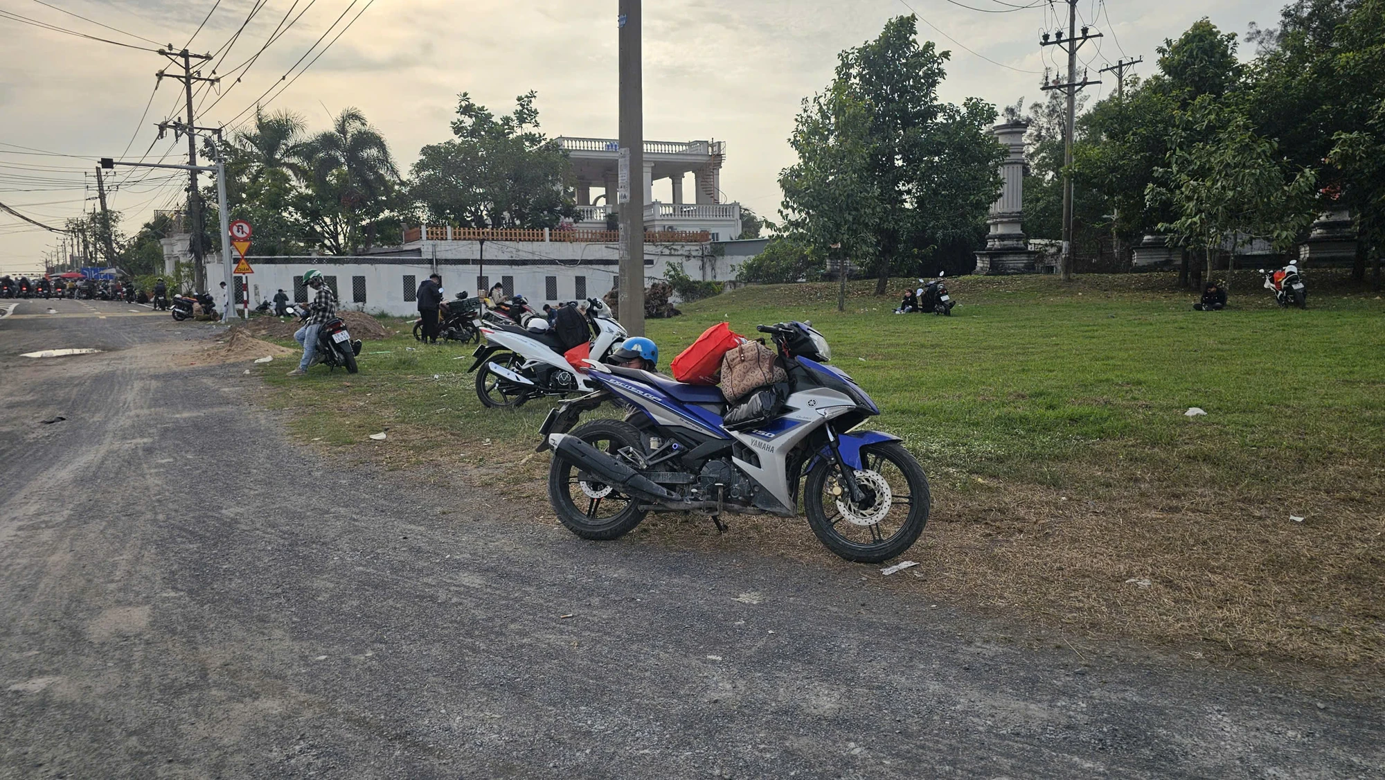 z7531679684307_a7a8c5c2181cd2dd4f4469f1ec7582ad.jpg