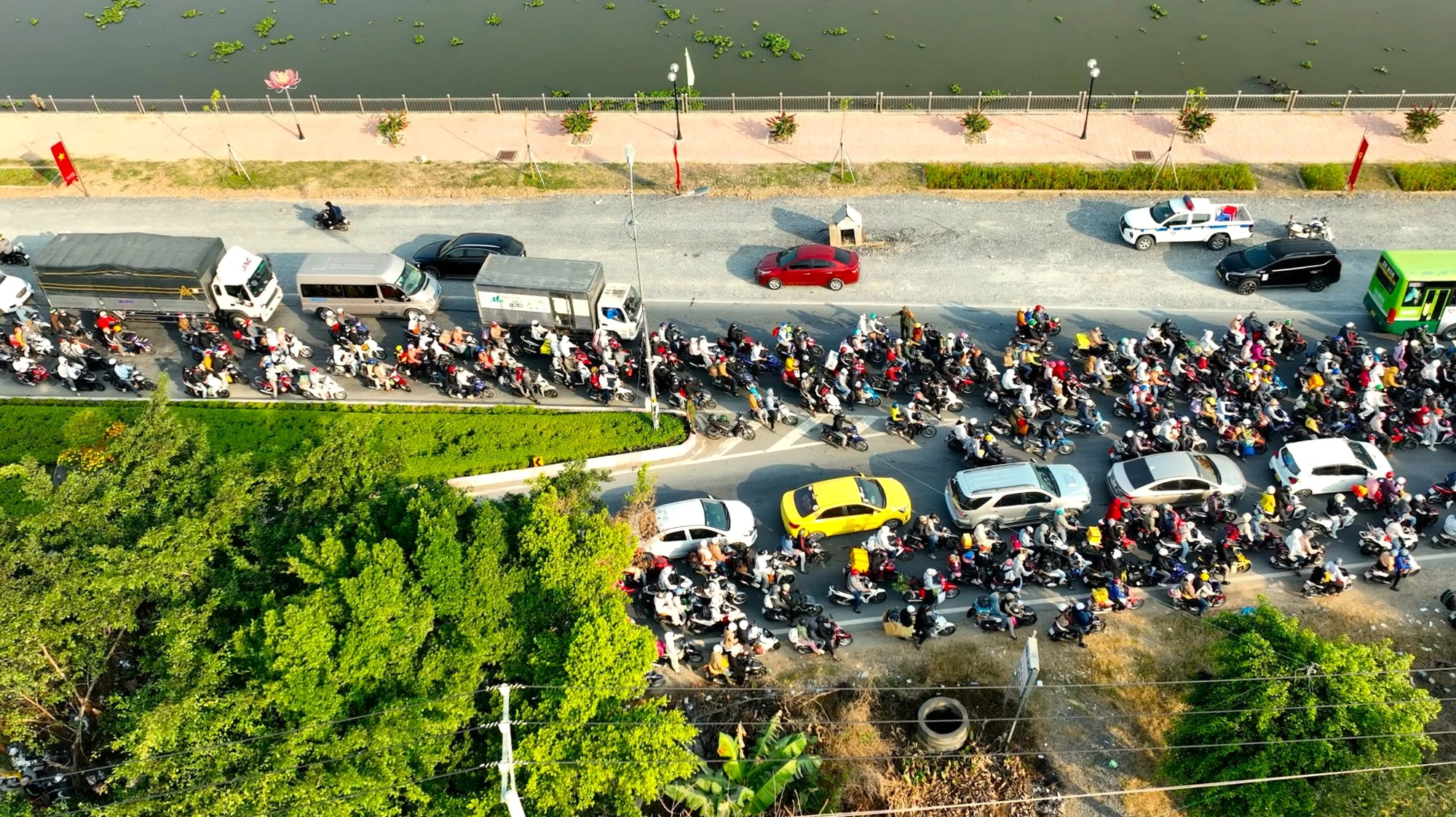 miền Tây 4.jpg