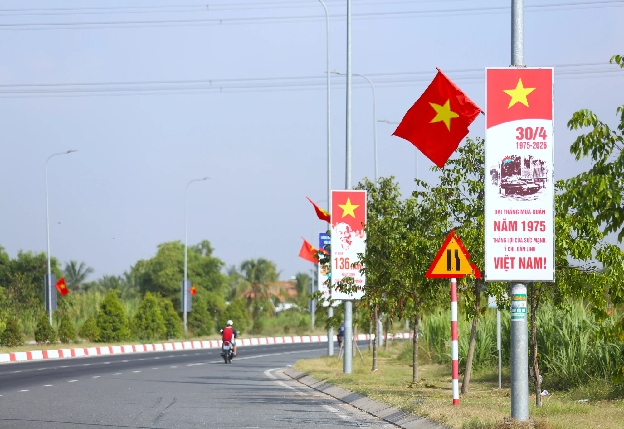 cờ đỏ 9.JPG