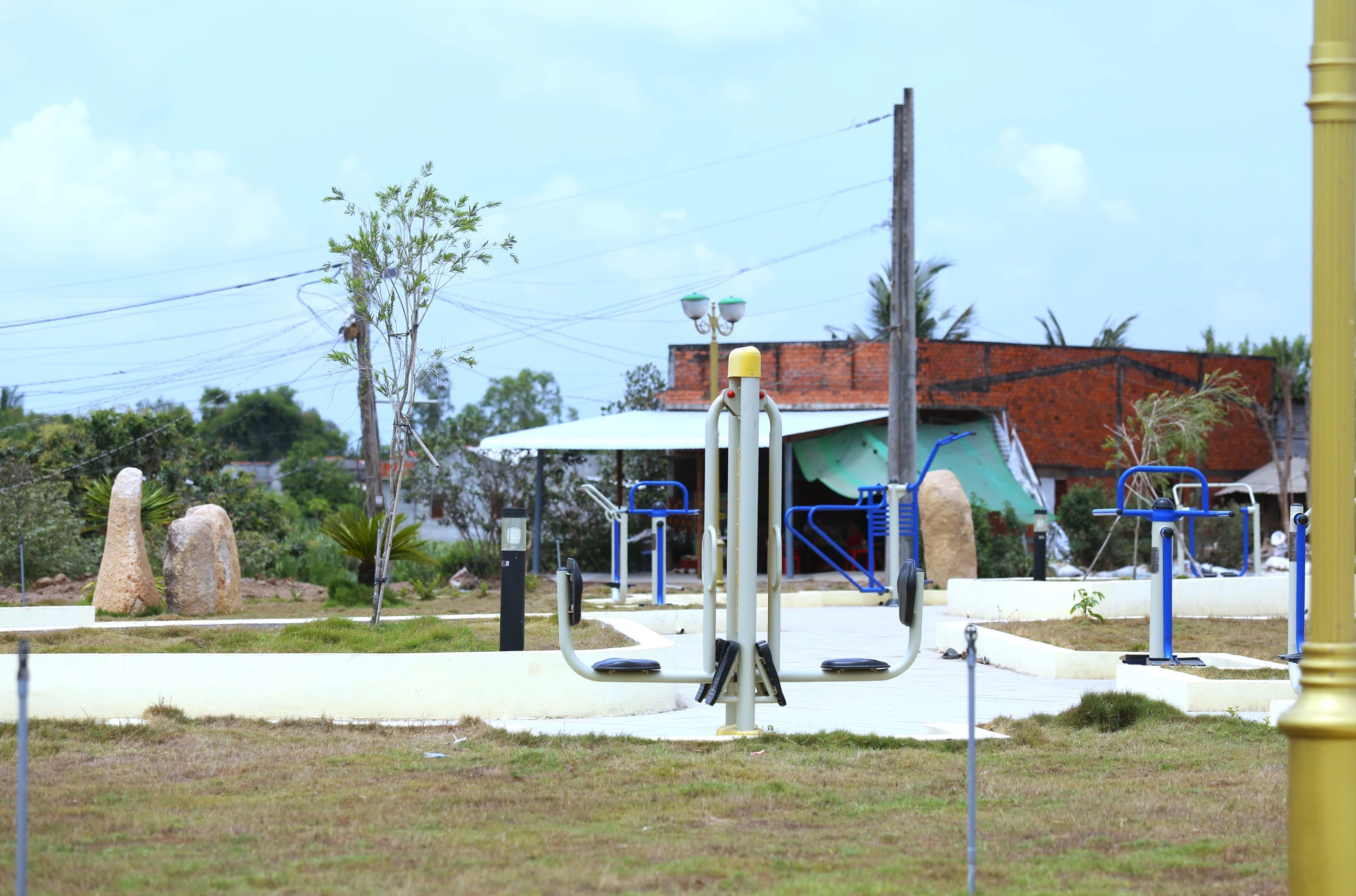 Hồ nước ngọc Lạc Địa 16.JPG