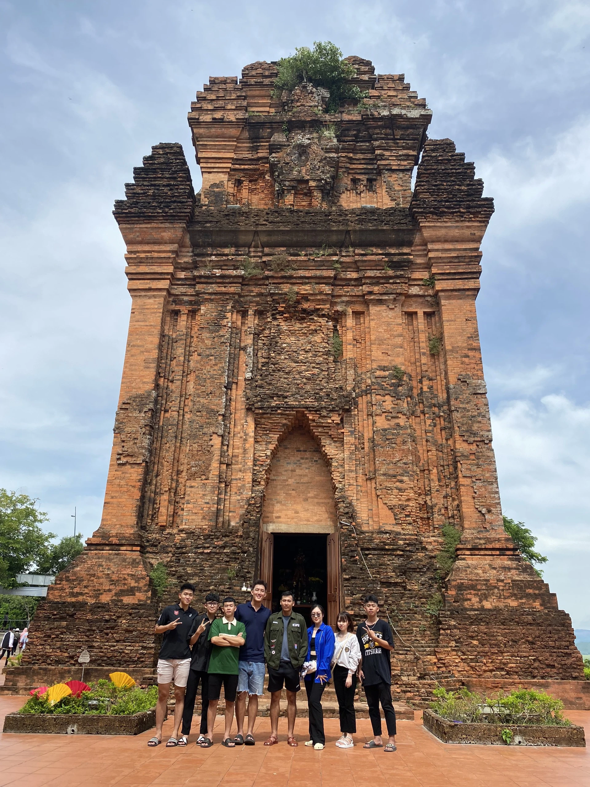 Đây là biểu tượng tâm linh nổi tiếng ở Phú Yên. ẢNH: HOÀNG HIẾU