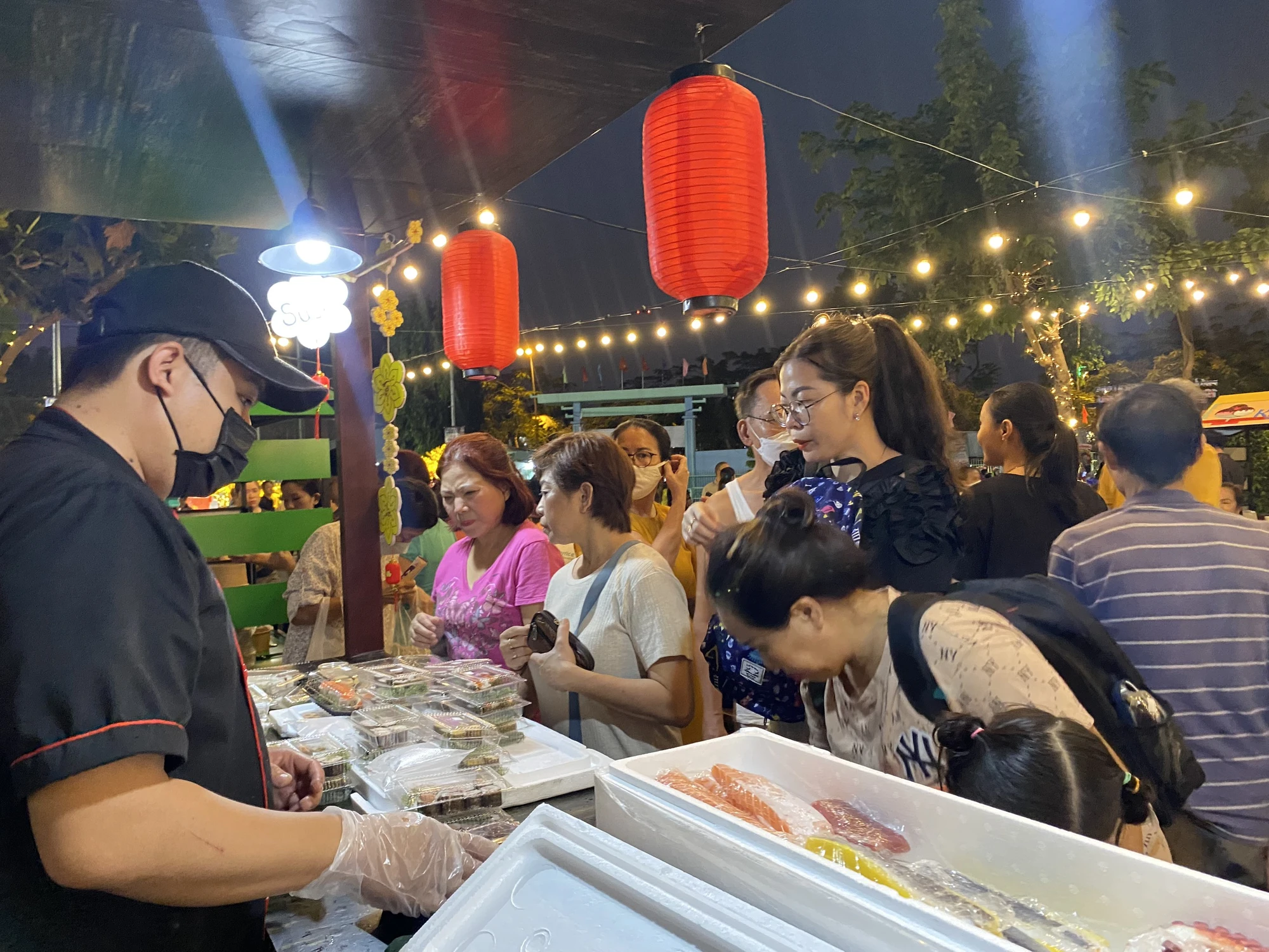 pho-am-thuc-phan-xich-long10.jpg