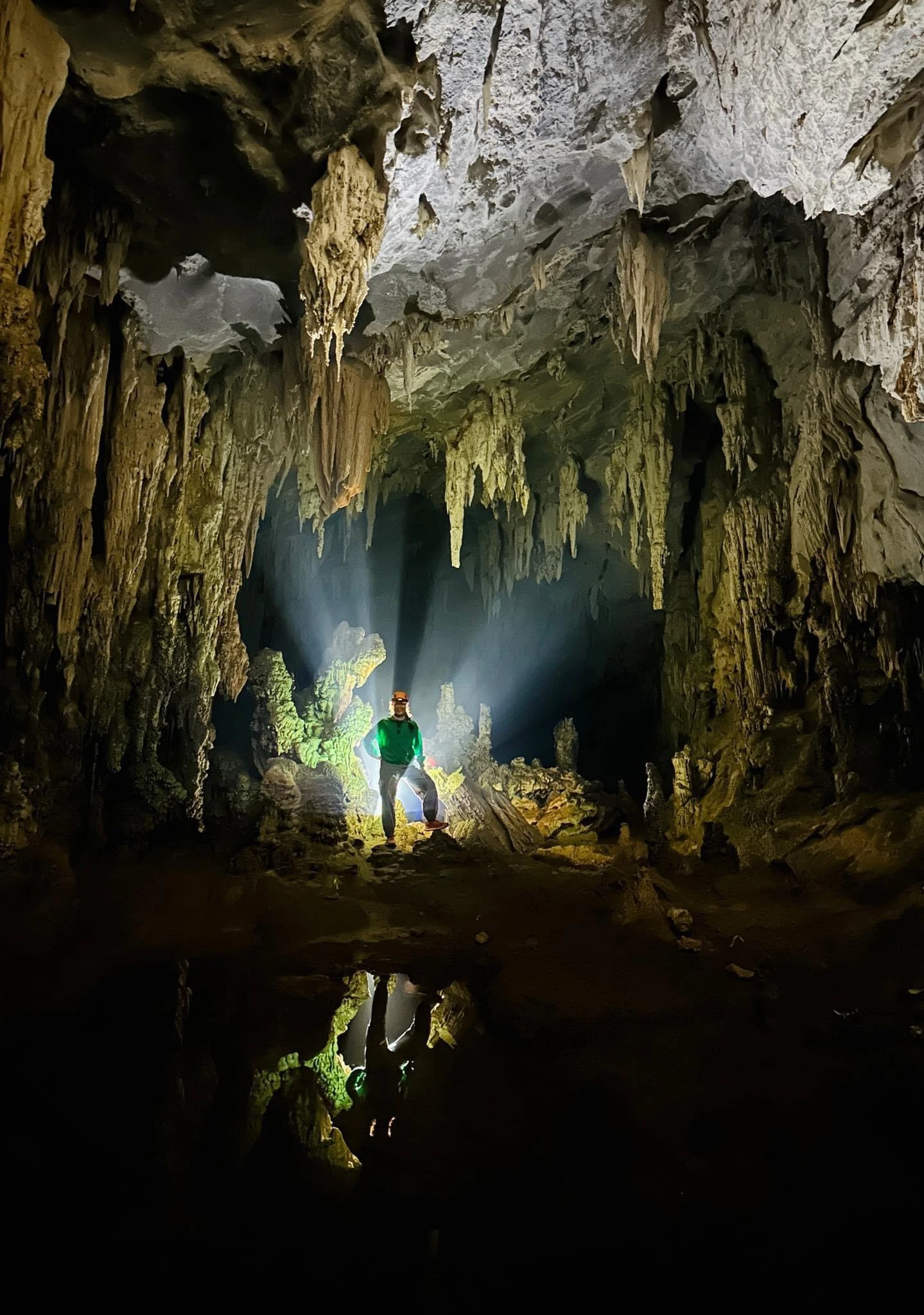 dong-Phong-Nha-Ke-Bang7.jpg