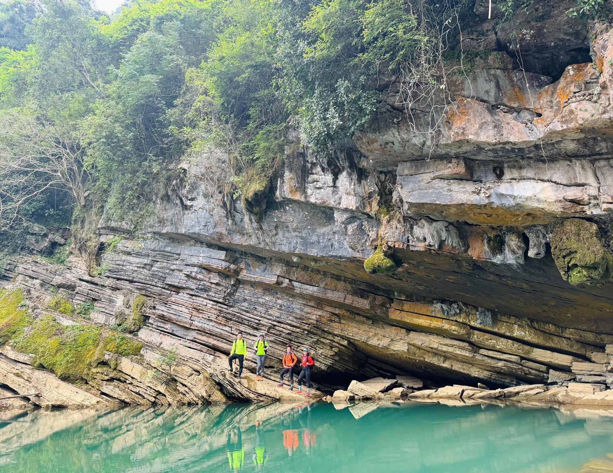 dong-Phong-Nha-Ke-Bang8.jpg
