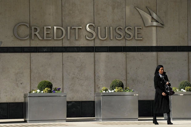 Trụ sở NH Credit Suisse ở London (Anh) ngày 16-3. Ảnh: AP Trụ sở NH Credit Suisse ở London (Anh) ngày 16-3. Ảnh: AP