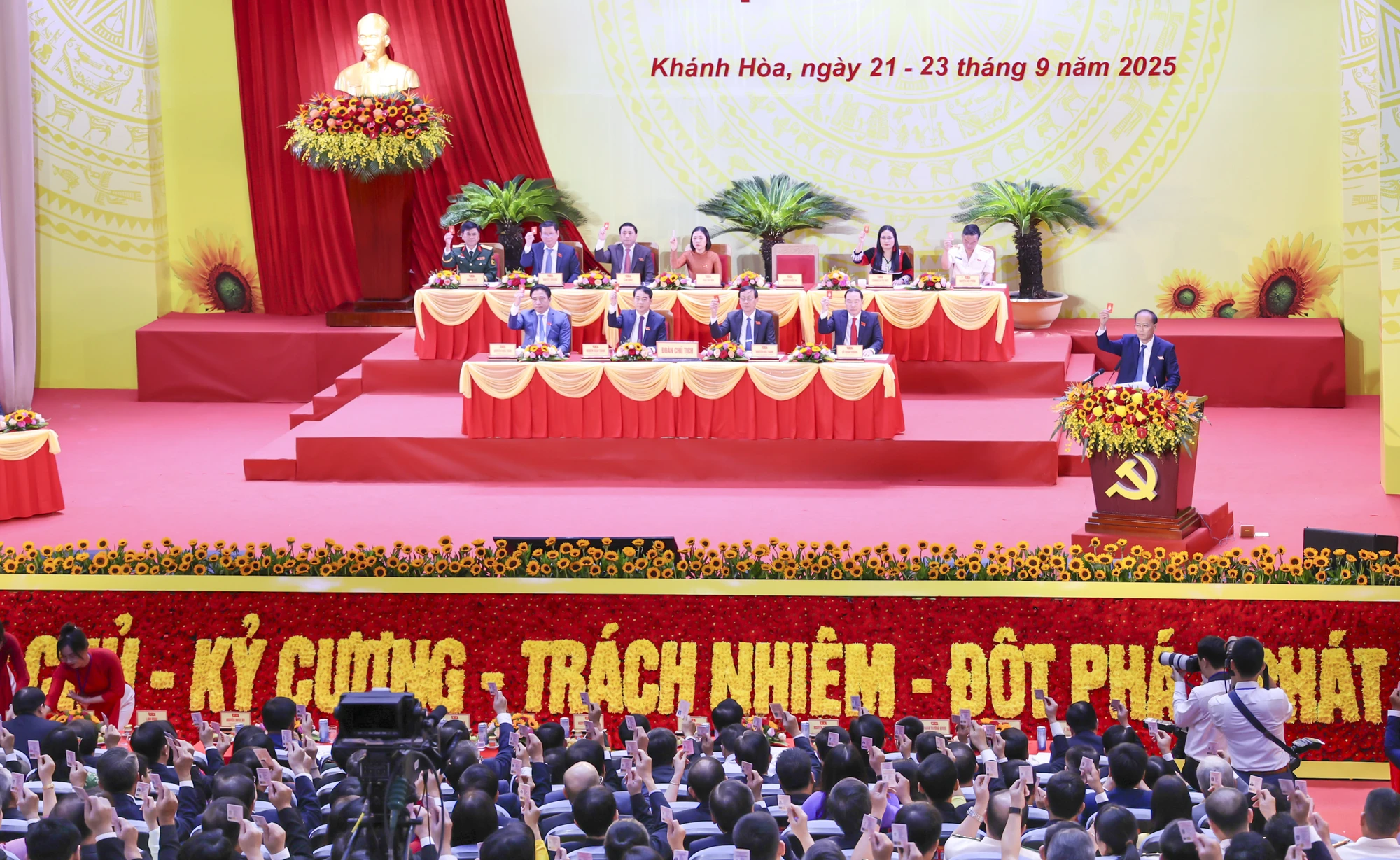 Đại hội đại biểu Đảng bộ tỉnh Khánh Hòa