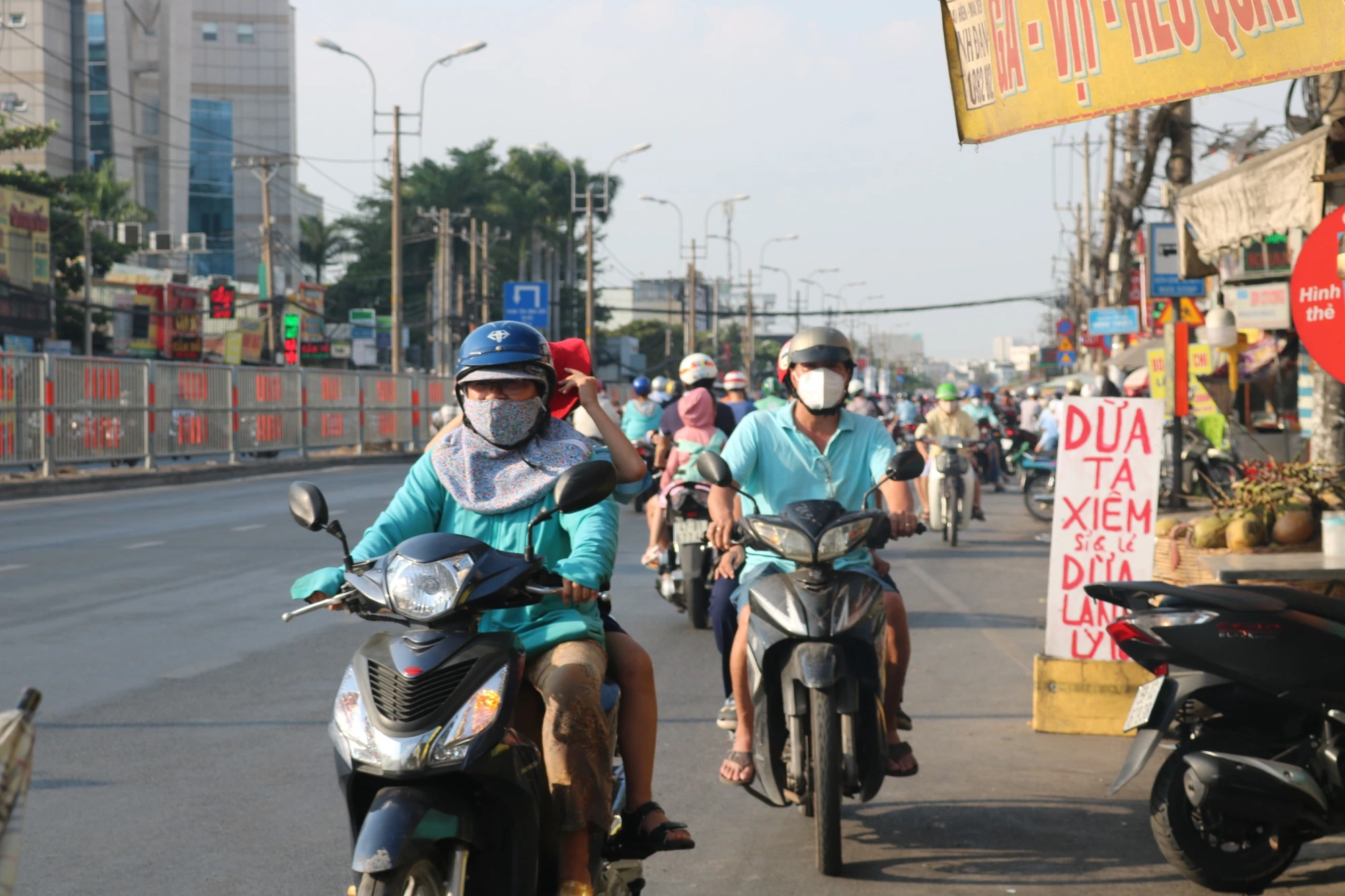 xe-chay-nguoc-chieu-cho-binh-trieu.jpg