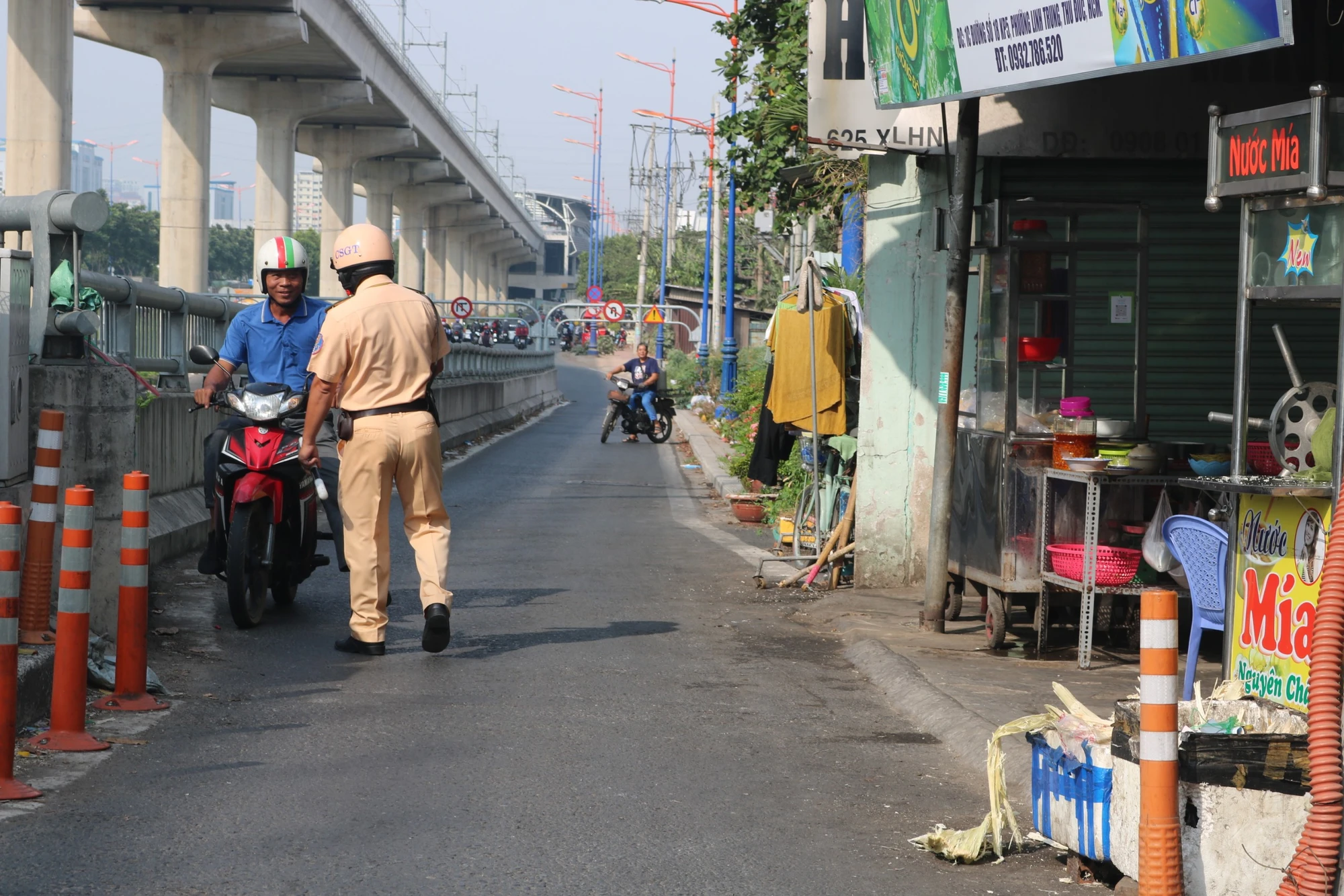 CSGT-xu-ly-xe-chay-vao-duong-cam.jpg