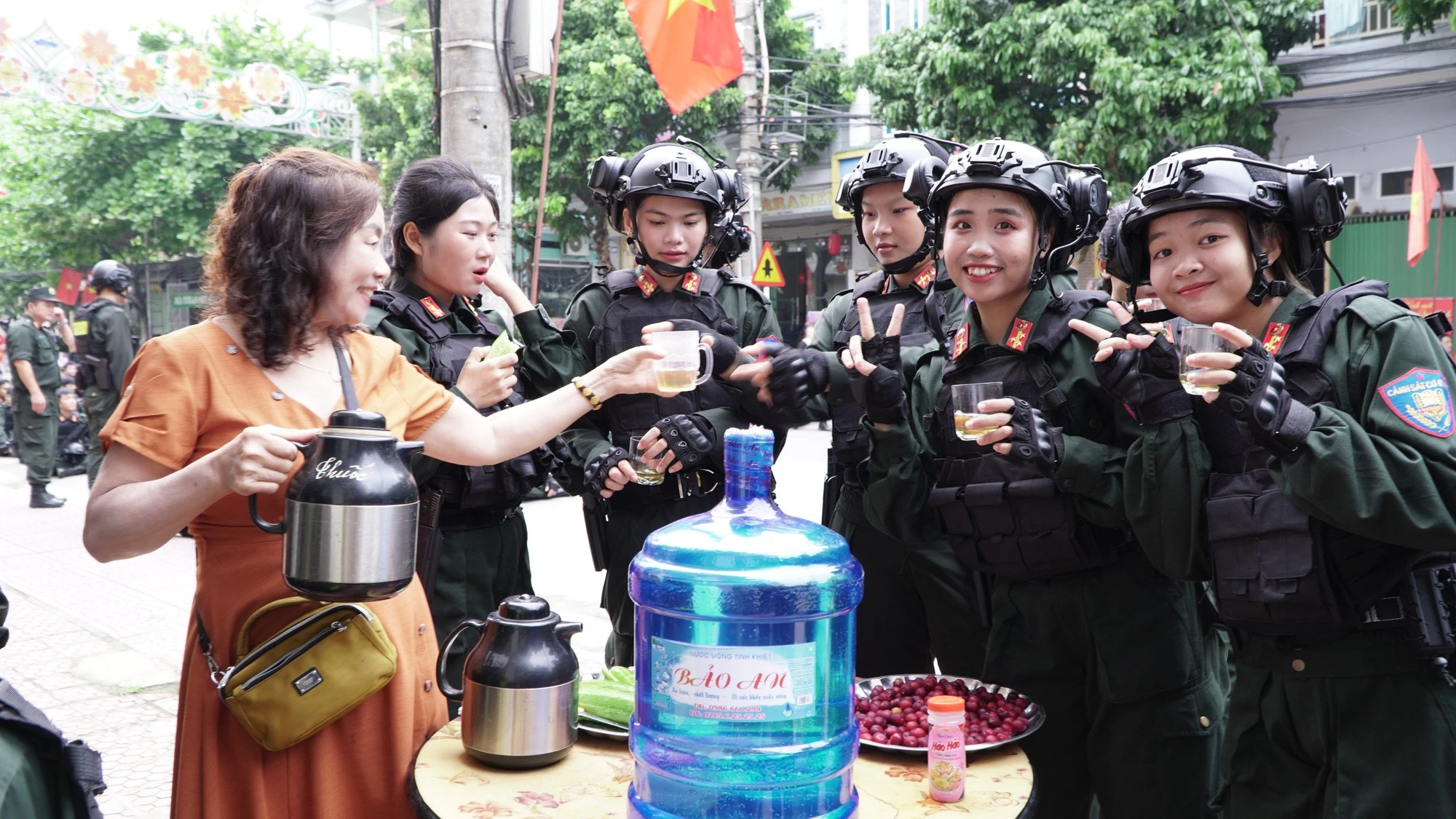 Hinh_phu_2-P12,13_Chinh.jpg