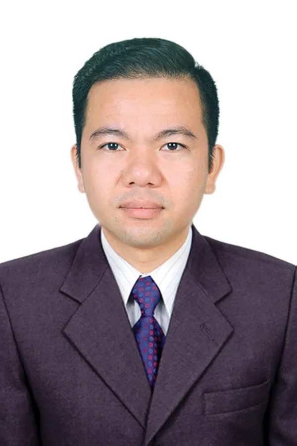 8-9-ong-vu-quang-hung.jpg