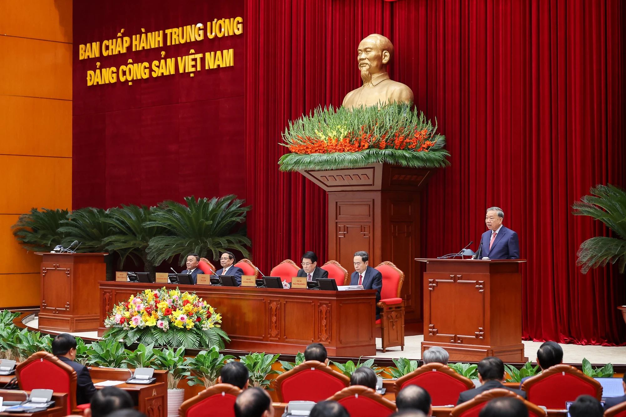 Đội ngũ cán bộ Đại hội XIV phải hội đủ 'Đức - Sức - Tài'