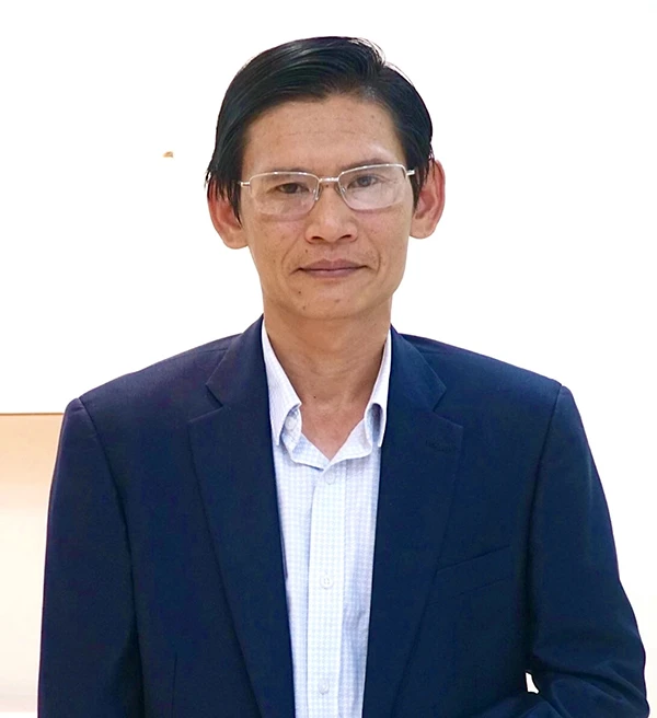 huynh-thanh-dien.jpg