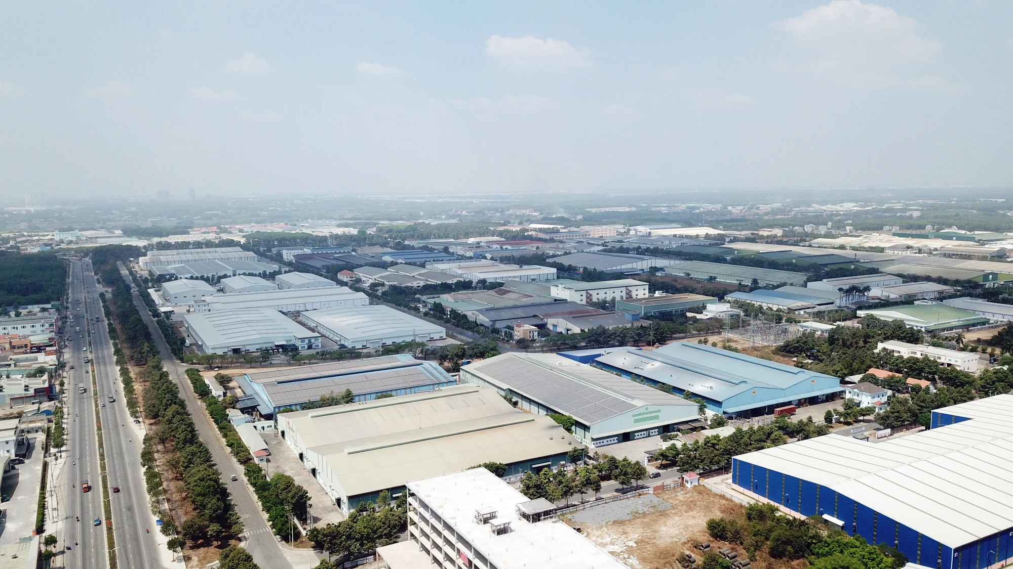TP Tân Uyên đang có 2 dự án khu công nghiệp lớn nhất Bình Dương và cả nước. Ảnh: LÊ ÁNH TP Tân Uyên đang có 2 dự án khu công nghiệp lớn nhất Bình Dương và cả nước. Ảnh: LÊ ÁNH