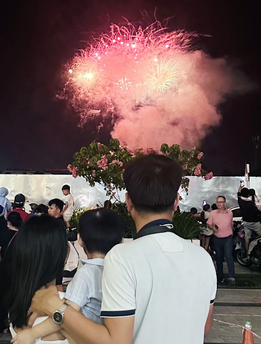 pháo hoa (6).jpg