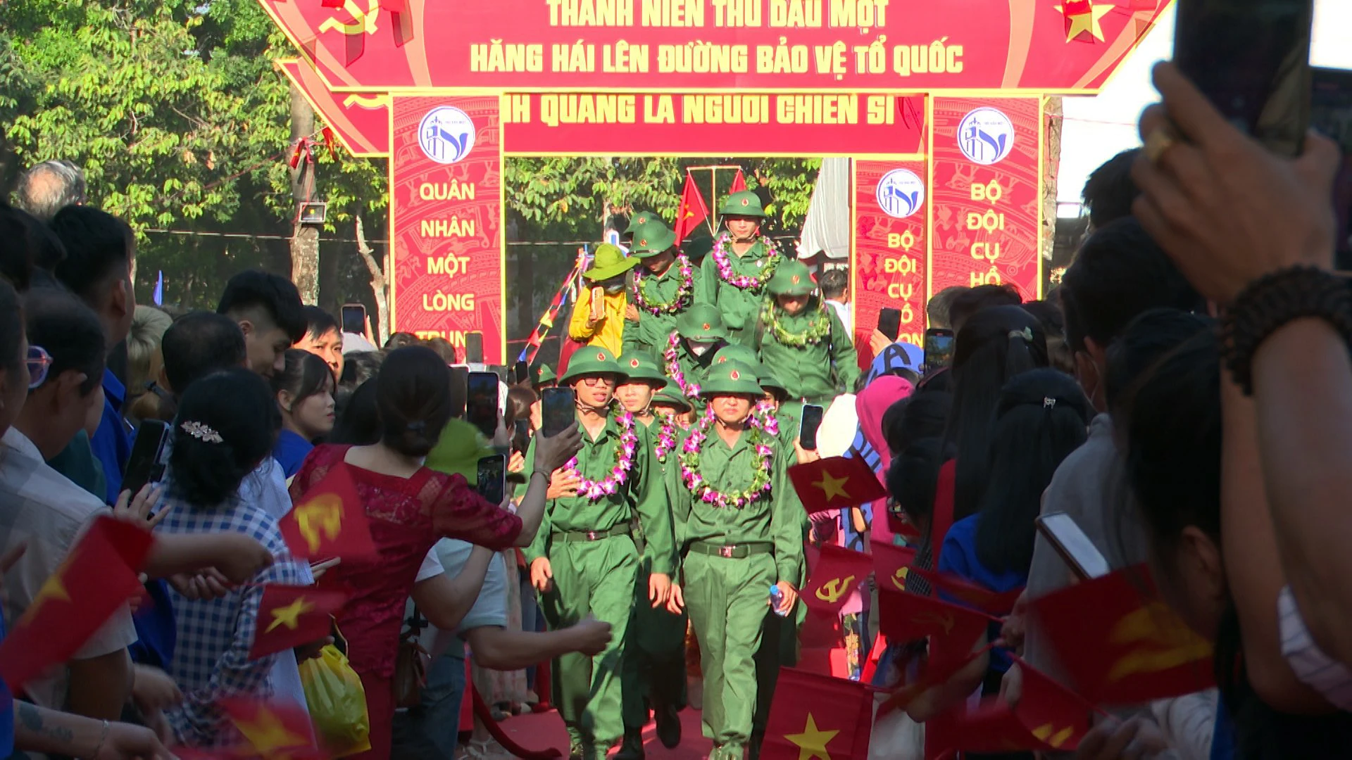 nhập ngũ (4).jpg