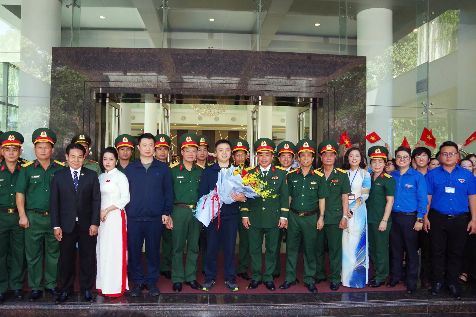 đoàn diễu binh (7).jpg