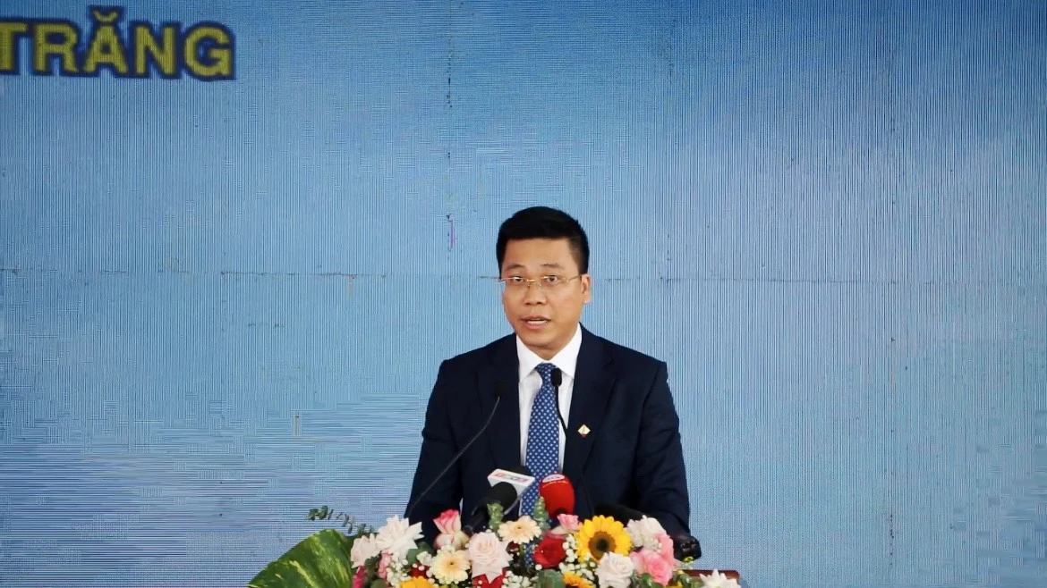 khoi-cong-nha-thau.jpg