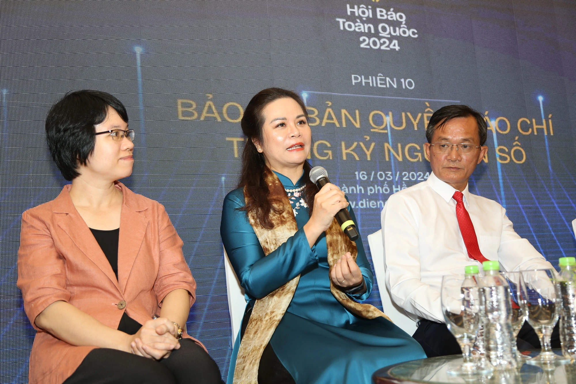 ban-quyen-bao-chi-9.jpg