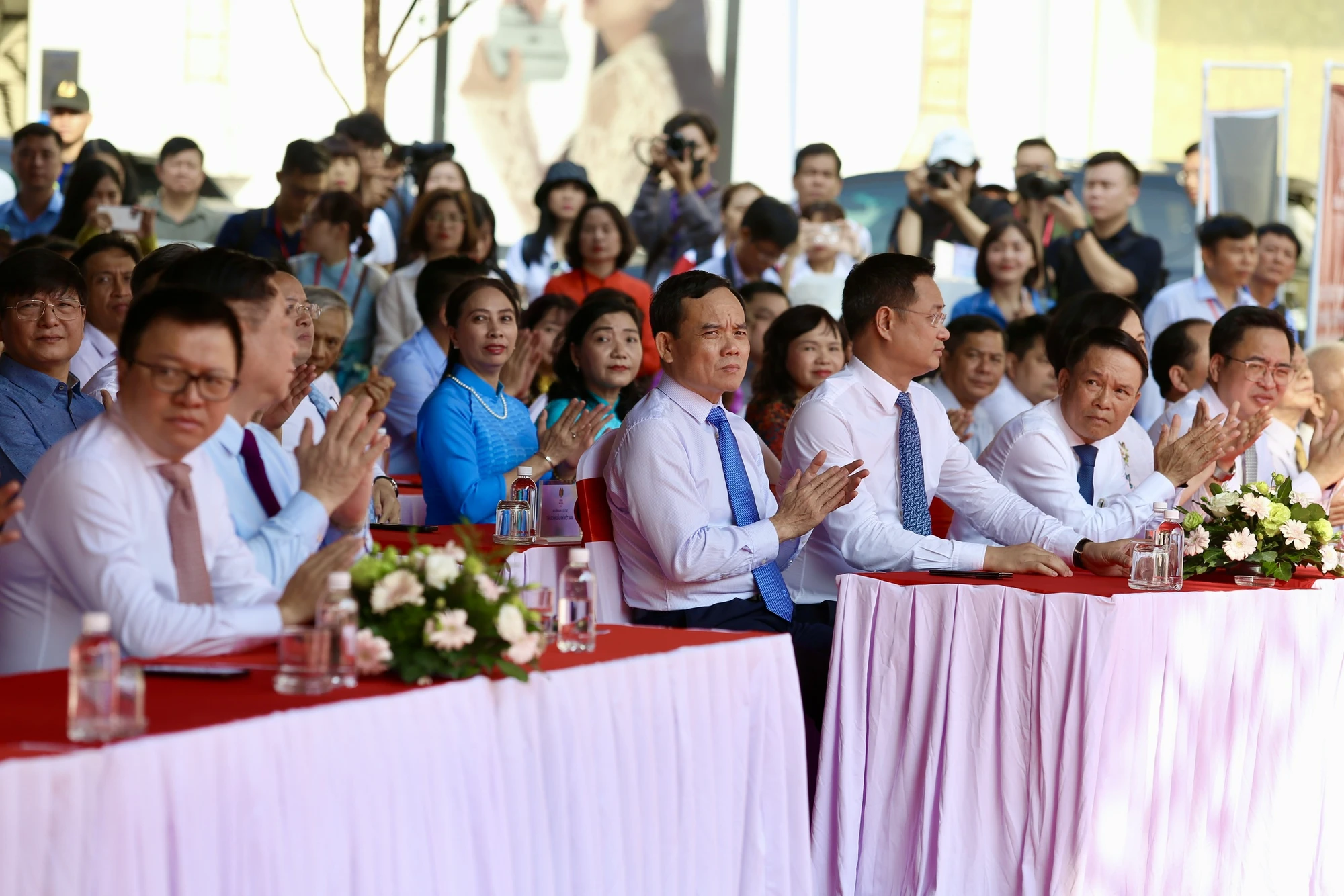 Bế mạc Hội báo toàn quốc 2024: Nắm thời cơ, vượt thách thức để hướng tới nền báo chí hiện đại-hoi-bao-toan-quoc