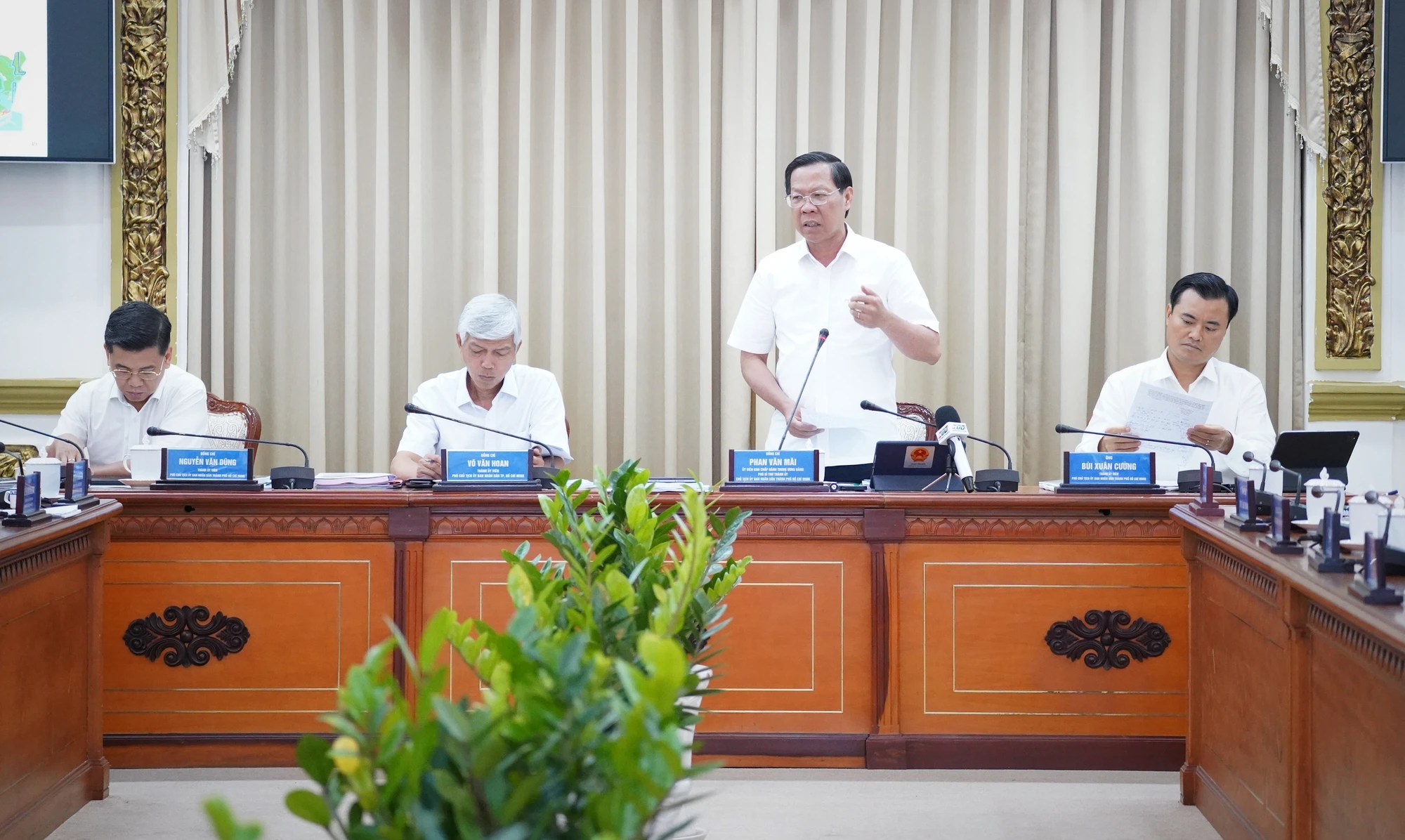 kts-ngo-viet-nam-son-4.jpg